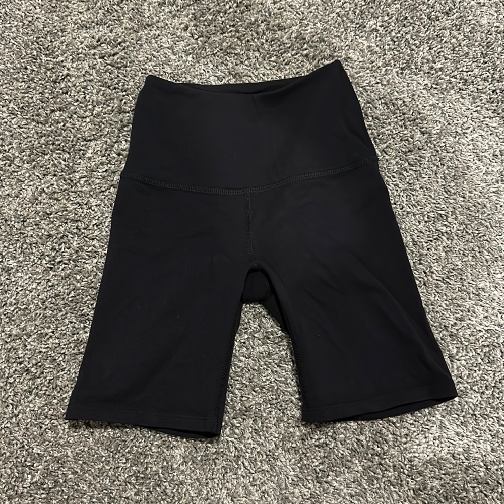 Beyond Yoga biker shorts